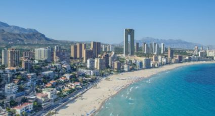 Conoce en una semana Benidorm con los viajes que tiene El Corte Inglés para personas mayores