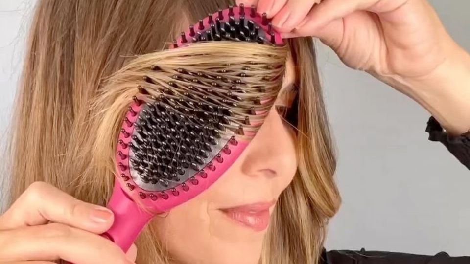 Los cepillos eléctricos tienen varios beneficios. Fuente: instagram @ghdspain