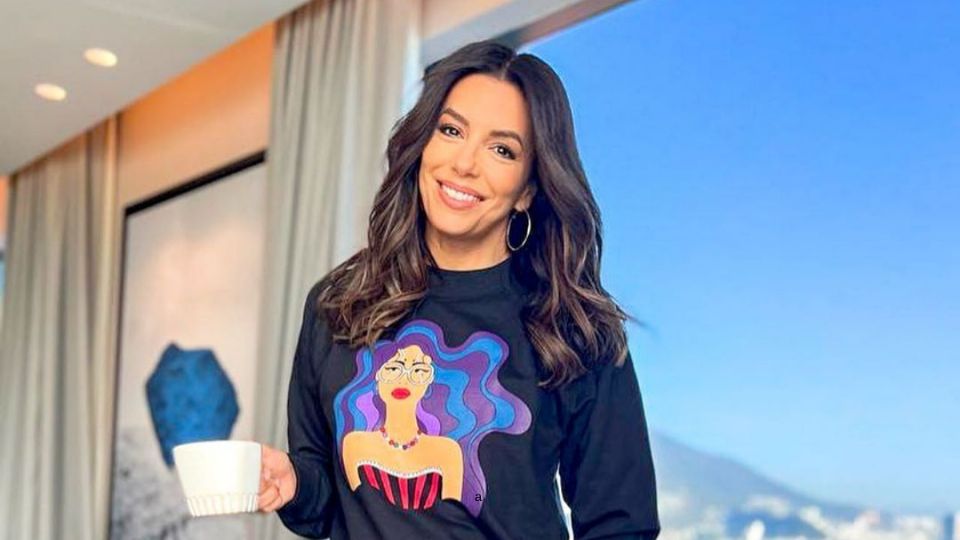 Eva Longoria sigue las tendencias y te enseña como usar un palazzo. Fuente: Instagram @evalongoria