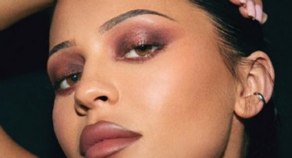 Kylie Jenner demuestra cómo lucir ojos ahumados, el maquillaje del momento