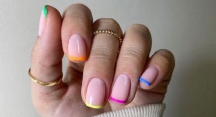 Manicura francesa multicolor: el diseño de uñas ideal para el verano