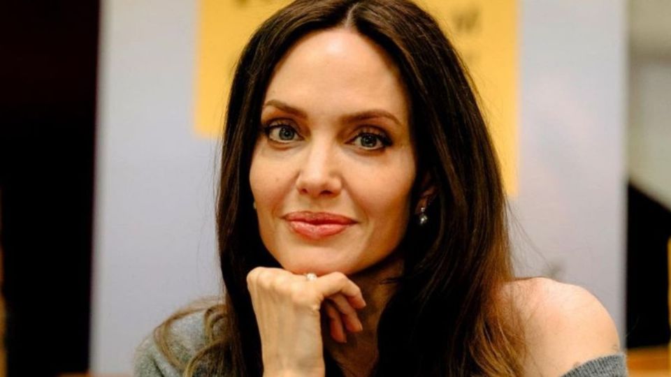 Angelina Jolie comenzó a los 15 años. Fuente: Instagram @angelinajolie