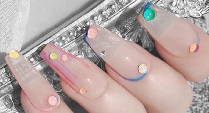 Así puedes lograr la manicura de perlas, perfecta (e ideal) para novias o invitadas