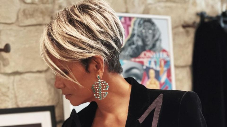 El corte de pelo ideal para cabello rizado es el pixie y esta es la razón. Fuente: Instagram @halleberry