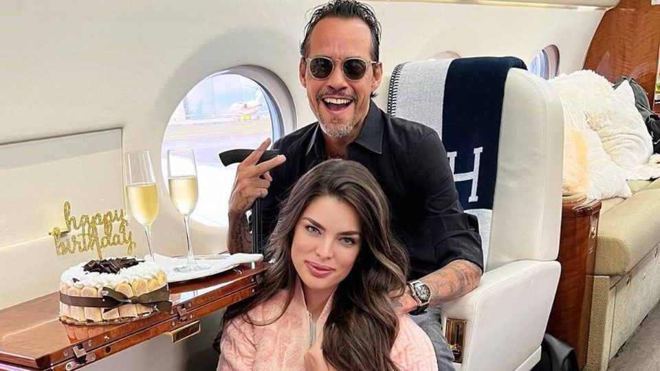 El cantante Marc Anthony le hizo un increíble regalo a su prometida, Nadia Ferreira. Fuente: instagram @nadiatferreira