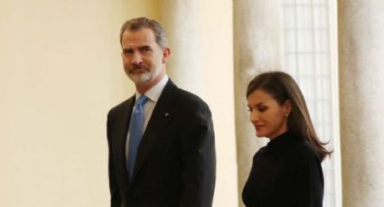 Los Reyes de España lejos de Juan Carlos I y doña Sofía en el funeral de Isabel II