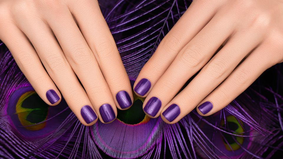 7 diseños de uñas color morado para lucir manos elegantes. Fuente: Producción Panorama.