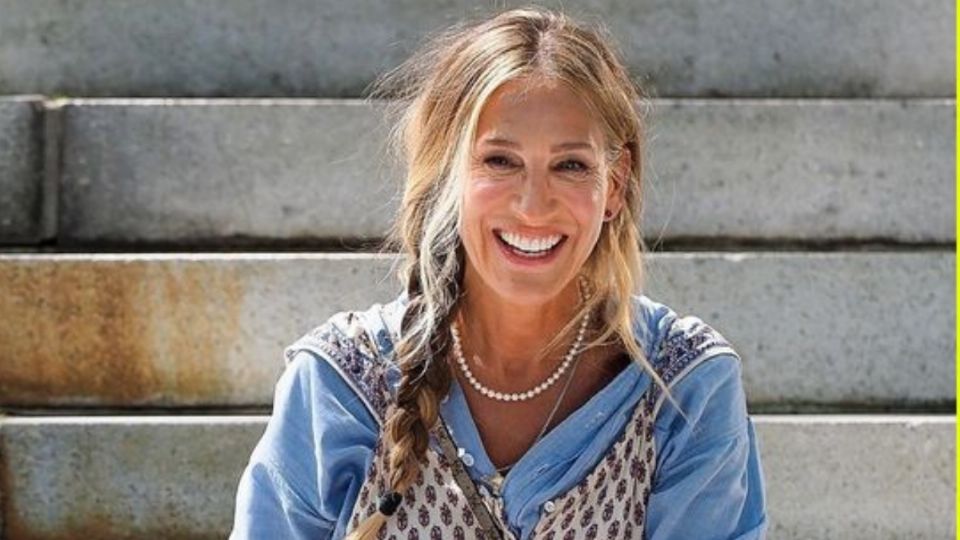 Sarah Jessica Parker se lleva todas las miradas con este abrigo vintage y ecológico. Fuente: Pinterest.