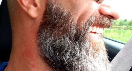 Ellos también necesitan tapar canas: el tinte con ingredientes naturales para aplicar en la barba