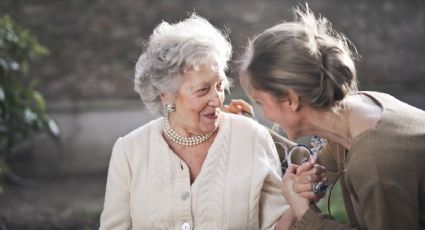 Trucos de belleza que realizaban nuestras abuelas y que todavía son un éxito