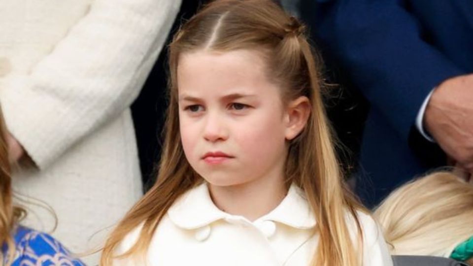 Esta es la regla que se salteará la princesa Charlotte el día de la coronación del Rey Carlos III. Fuente: Pinterest.