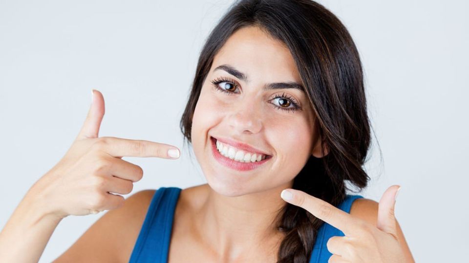 Remedios naturales para blanquear tus dientes: Fuente: istockphoto