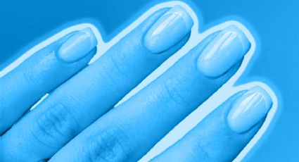 Descubre las Blue French nails, la nueva tendencia en manicura