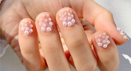 Te contamos cómo llevar perlas en las uñas para lucir una manicura exclusiva