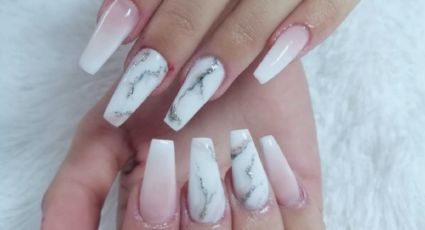 Manicura con efecto mármol, la tendencia que arrasa