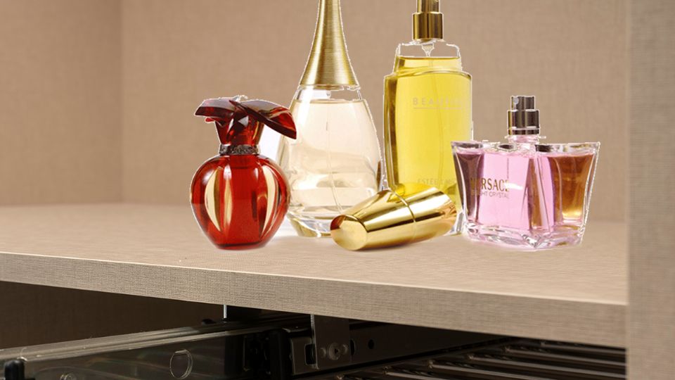 Los lugares para guardar un perfume. Fuente: Producción Panorama España/Shutterstock.