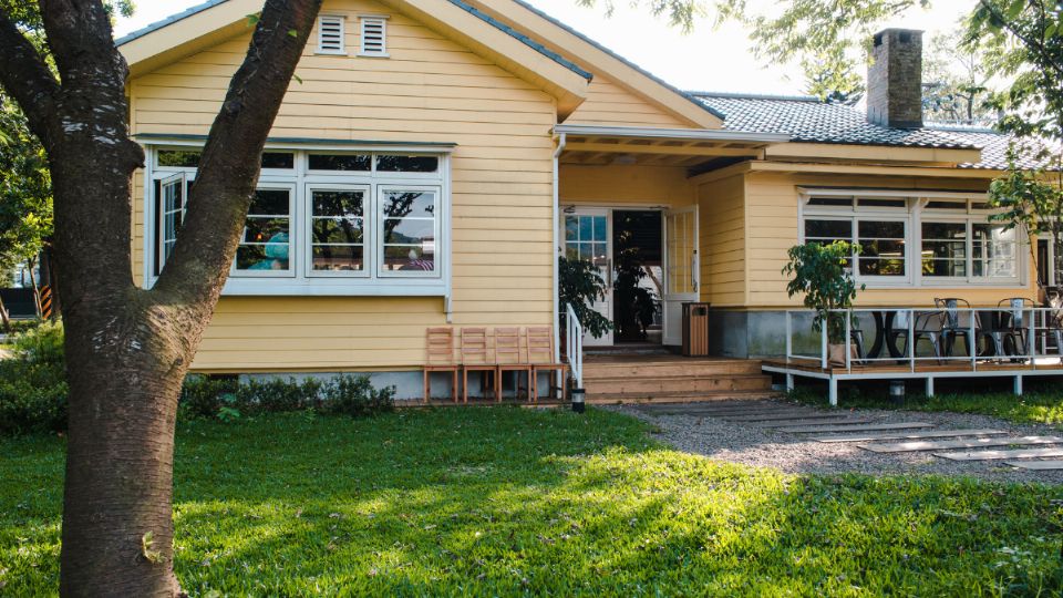 Esto debes colocar en el ingreso a tu casa para alejar visitas negativas, según el Feng Shui. Fuente: freepik