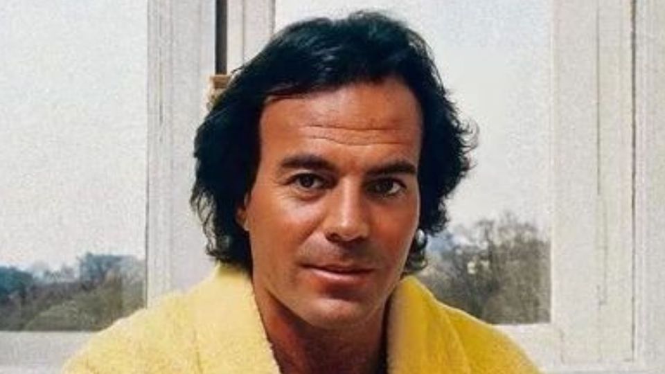 Julio Iglesias tuvo un accidente de joven que le cambió la vida. Fuente: instagram @daily_julioiglesias.