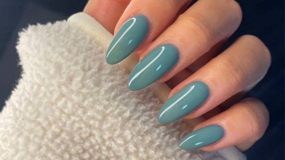 Manicura full color: 4 ideas para usar en medio de la rutina. Fuente: Pinterest