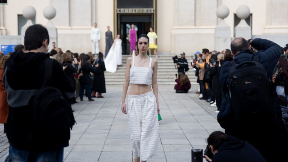 Una modelo desfila en la Semana de la Moda en Madrid. Foto: EuropaPress