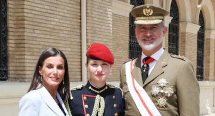 Felipe VI vuelve a jurar la bandera de España