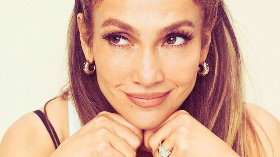 Estas son las vitaminas que toma JLo para combatir las arrugas. Foto: Instagram @jlo