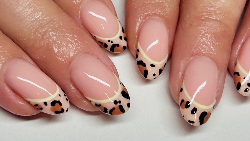 Descubre las uñas en tendencia con estampa animal print. Foto: Instagram @polished.bylauren
